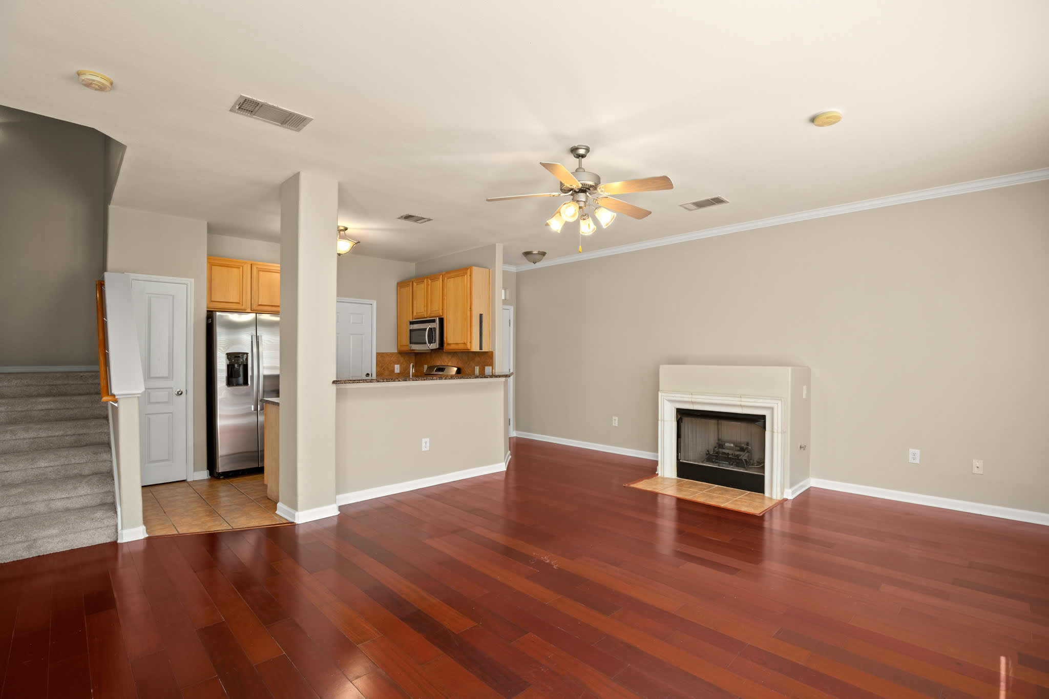 3300 Forest Creek Drive – photo 3