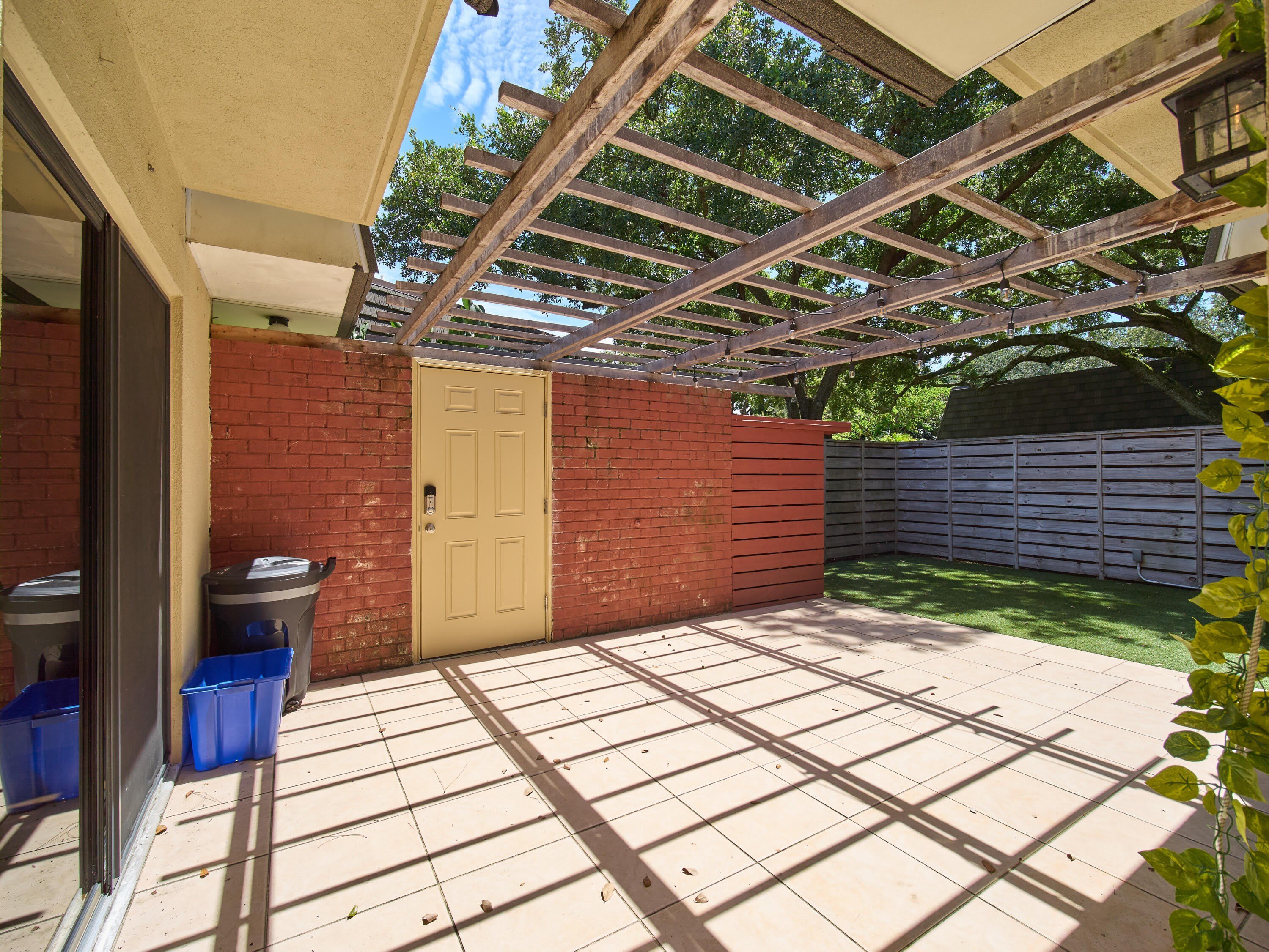 1520 15th Terrace – photo 4
