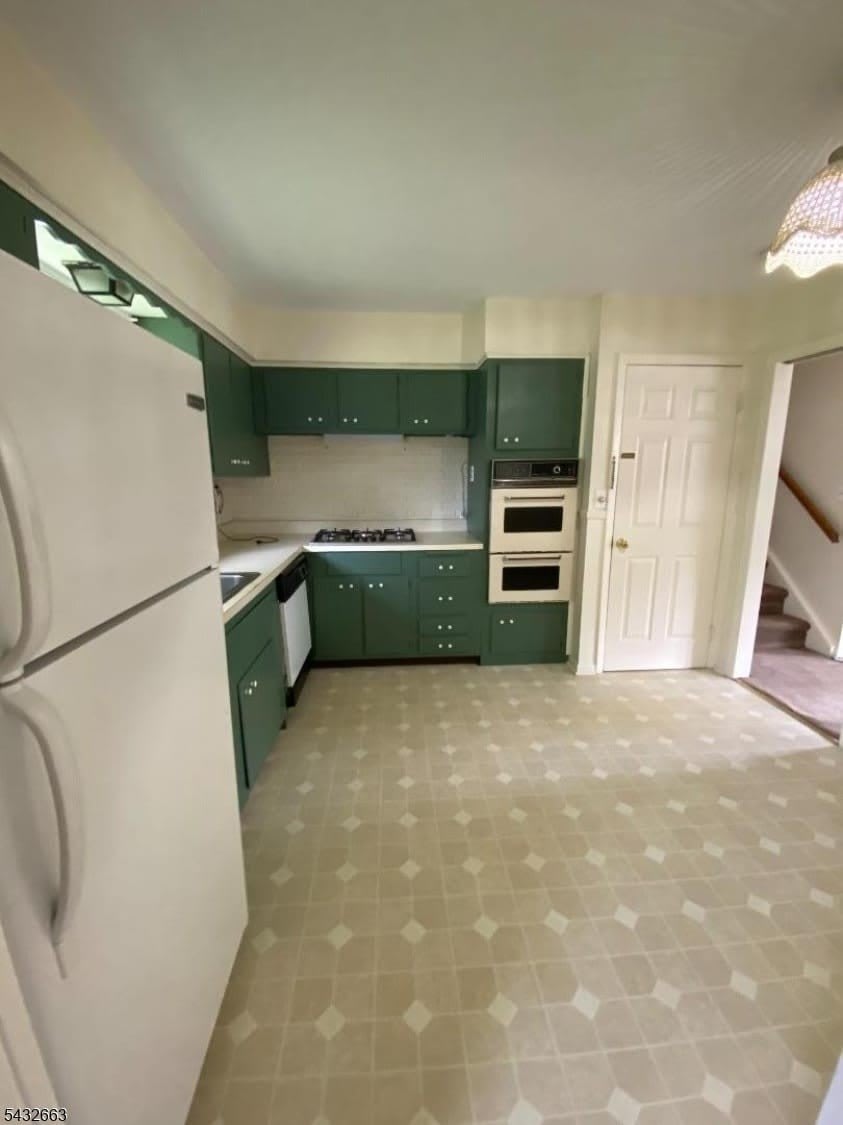 721 Lawrence Rd – photo 5