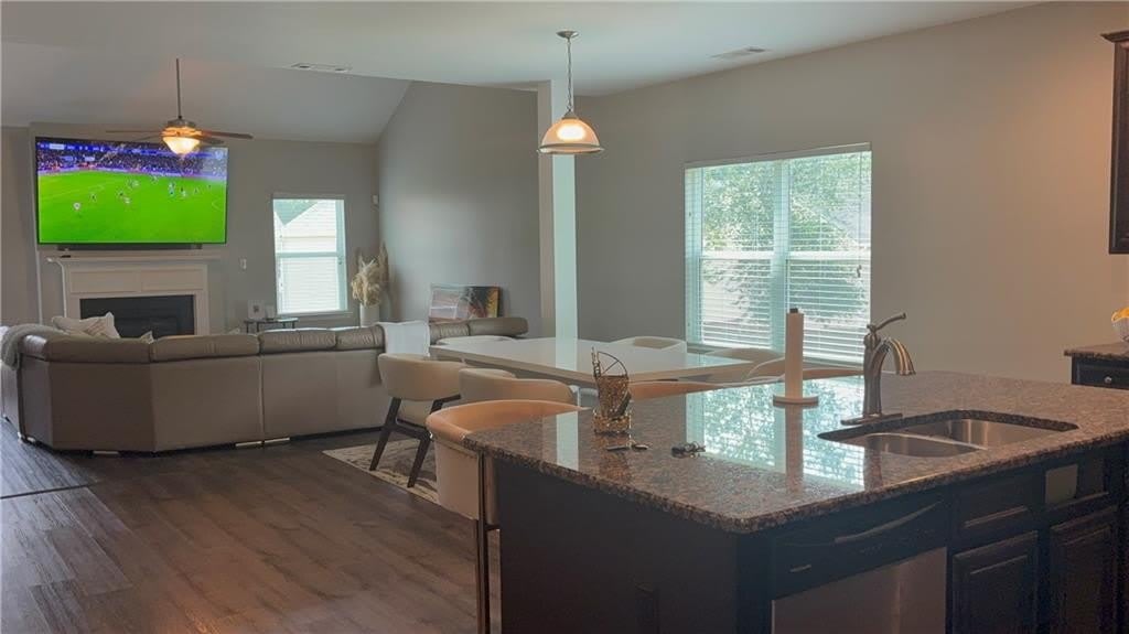 1301 Rose Terrace Circle – photo 3