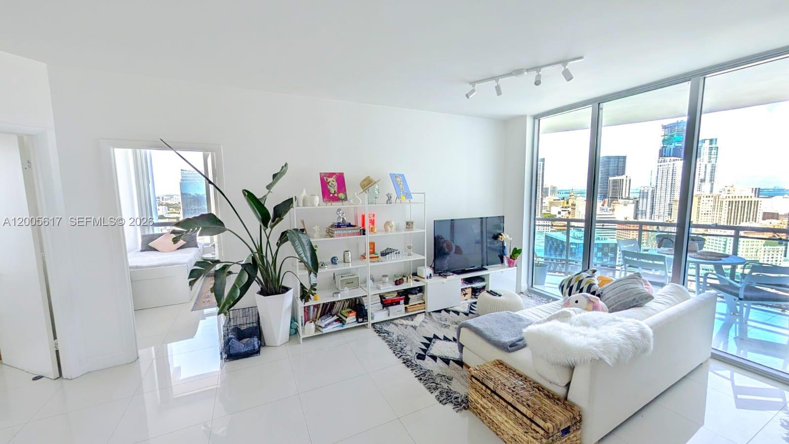 350 South Miami Avenue – photo 4
