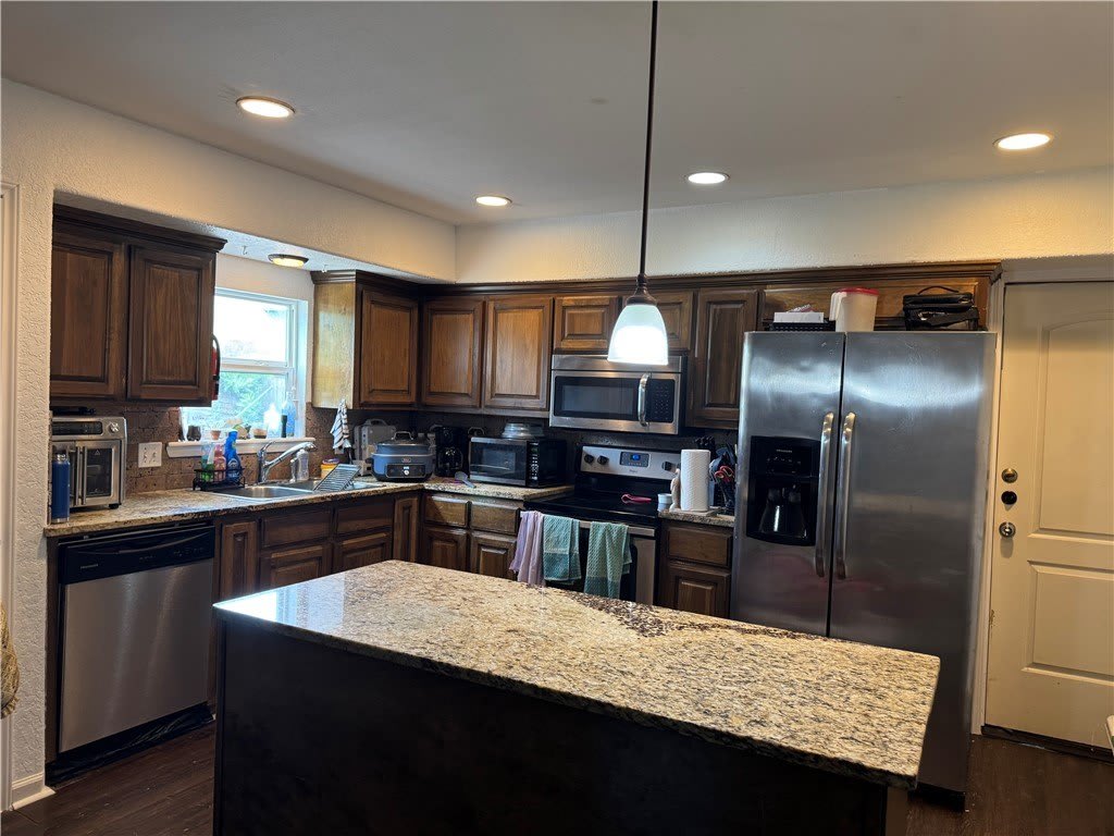 112 Driftwood Drive – photo 2