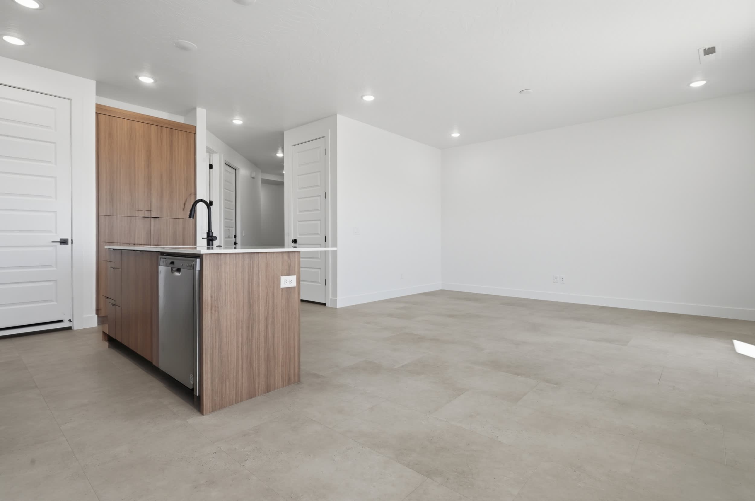 325 South 1930 West – photo 5