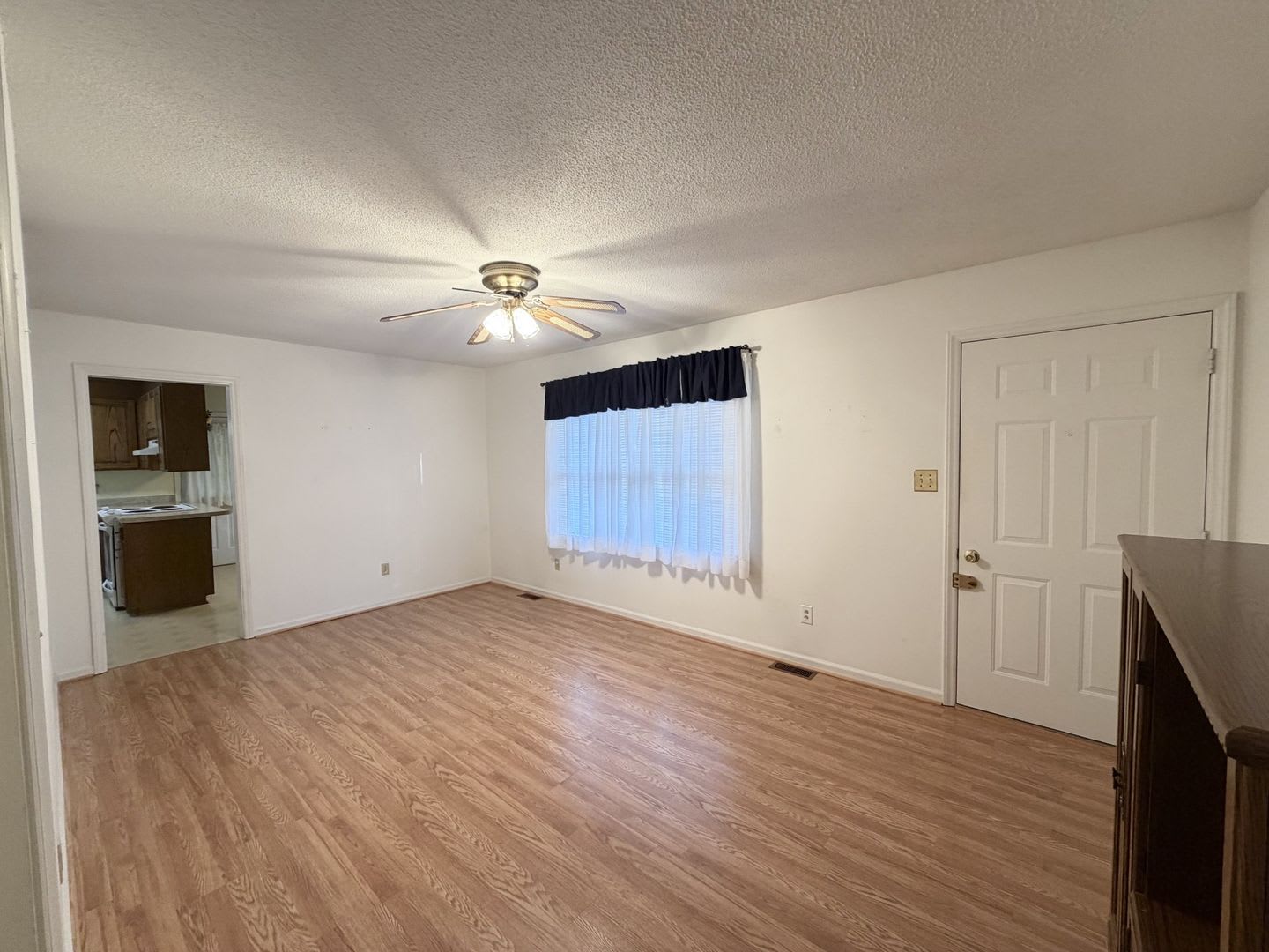 Established Neighborhood 3 Bedroom 1 Bath Brick Ranch Home Gas Fireplace Large Backyard Storage Shed – photo 5