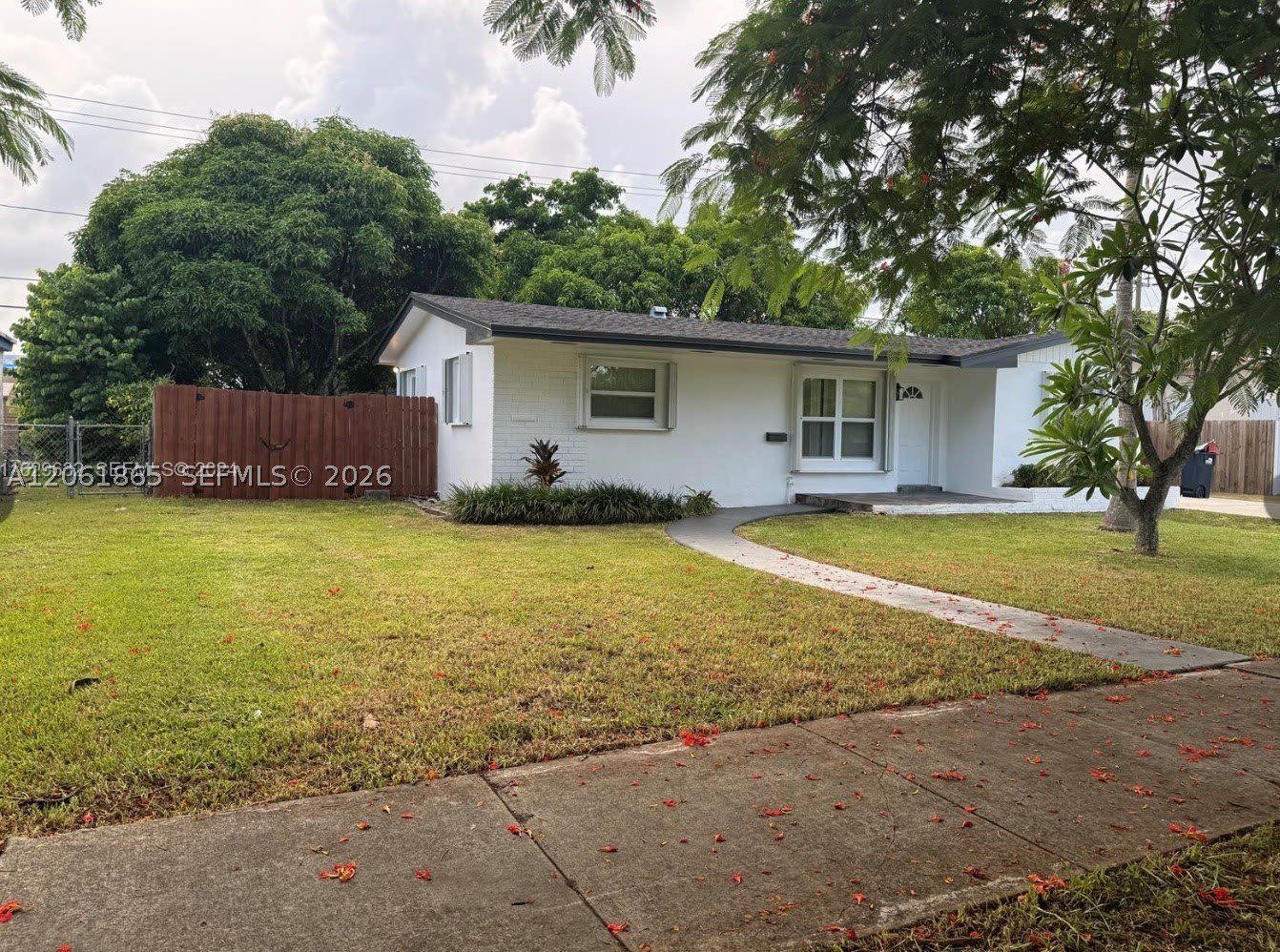 17630 SW 112th Ave – photo 4