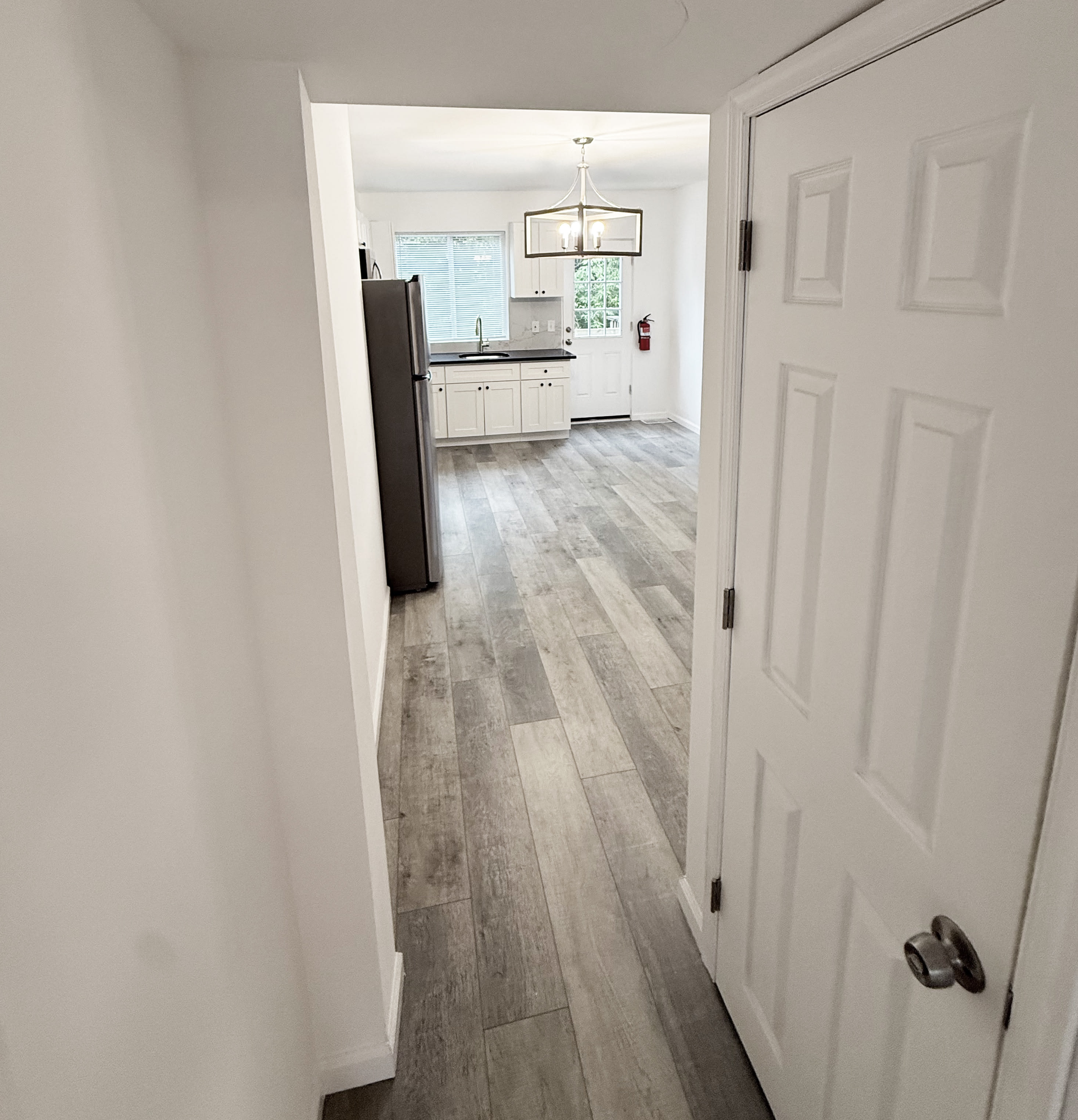 210 Washington Street – photo 5