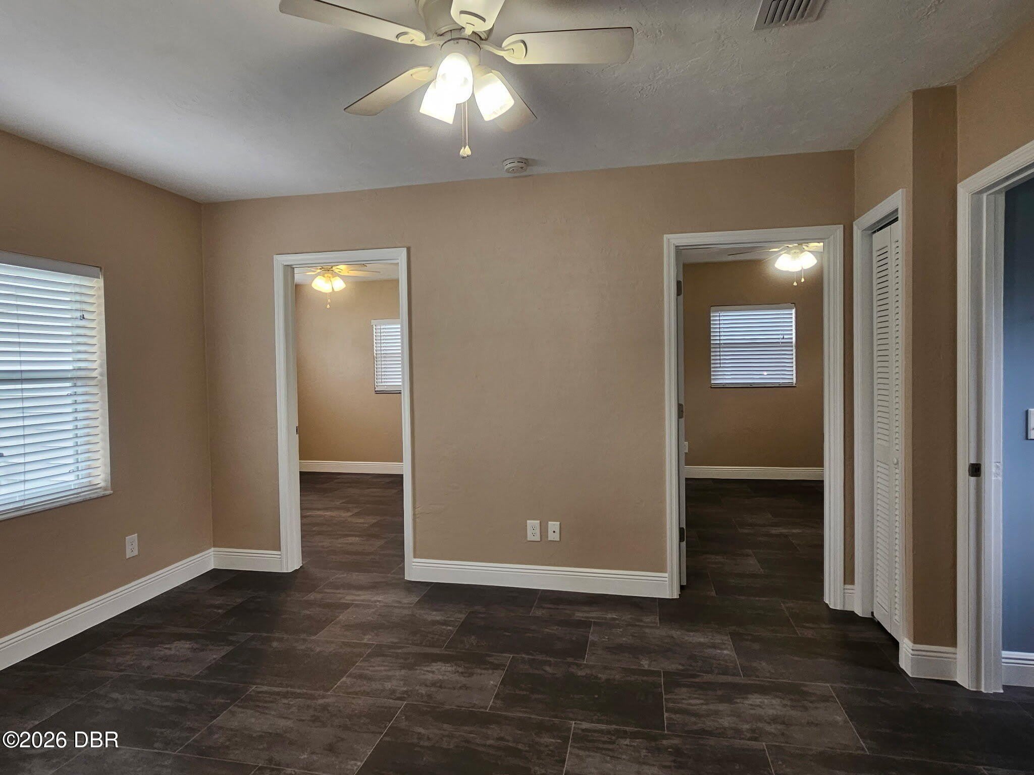 812 May Avenue – photo 5
