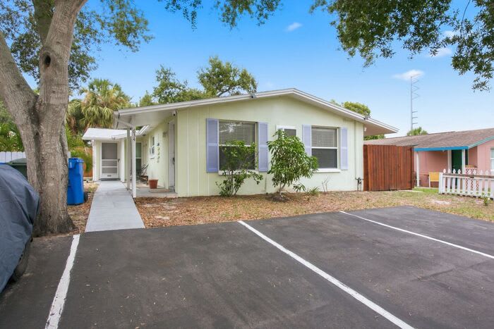 634 Dogwood Court – photo 2