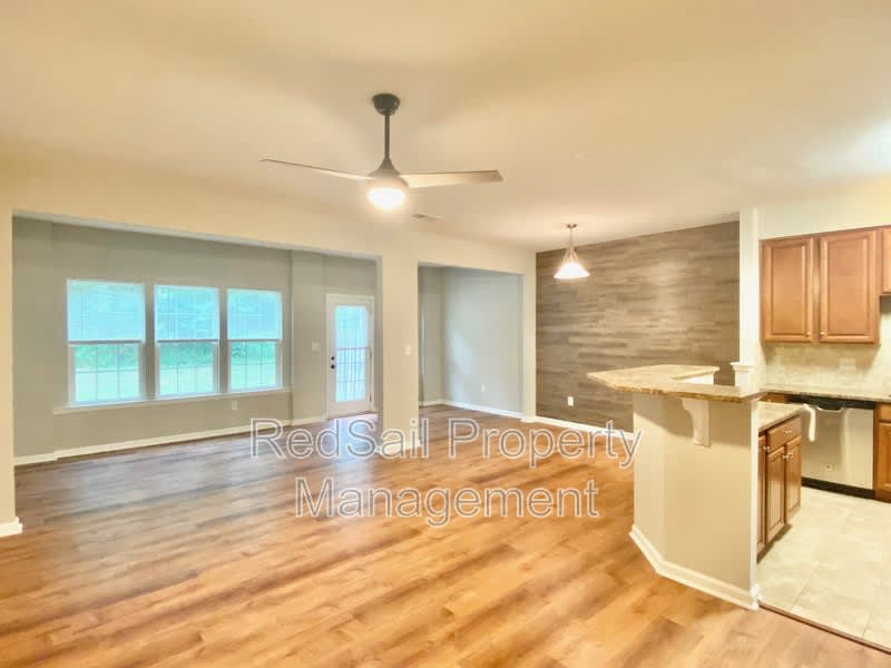 107 Riva Ct – photo 4