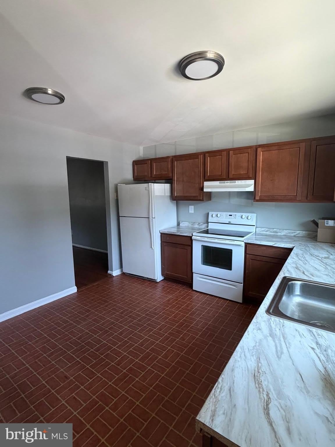 8108 SANDY SPRING Road – photo 4