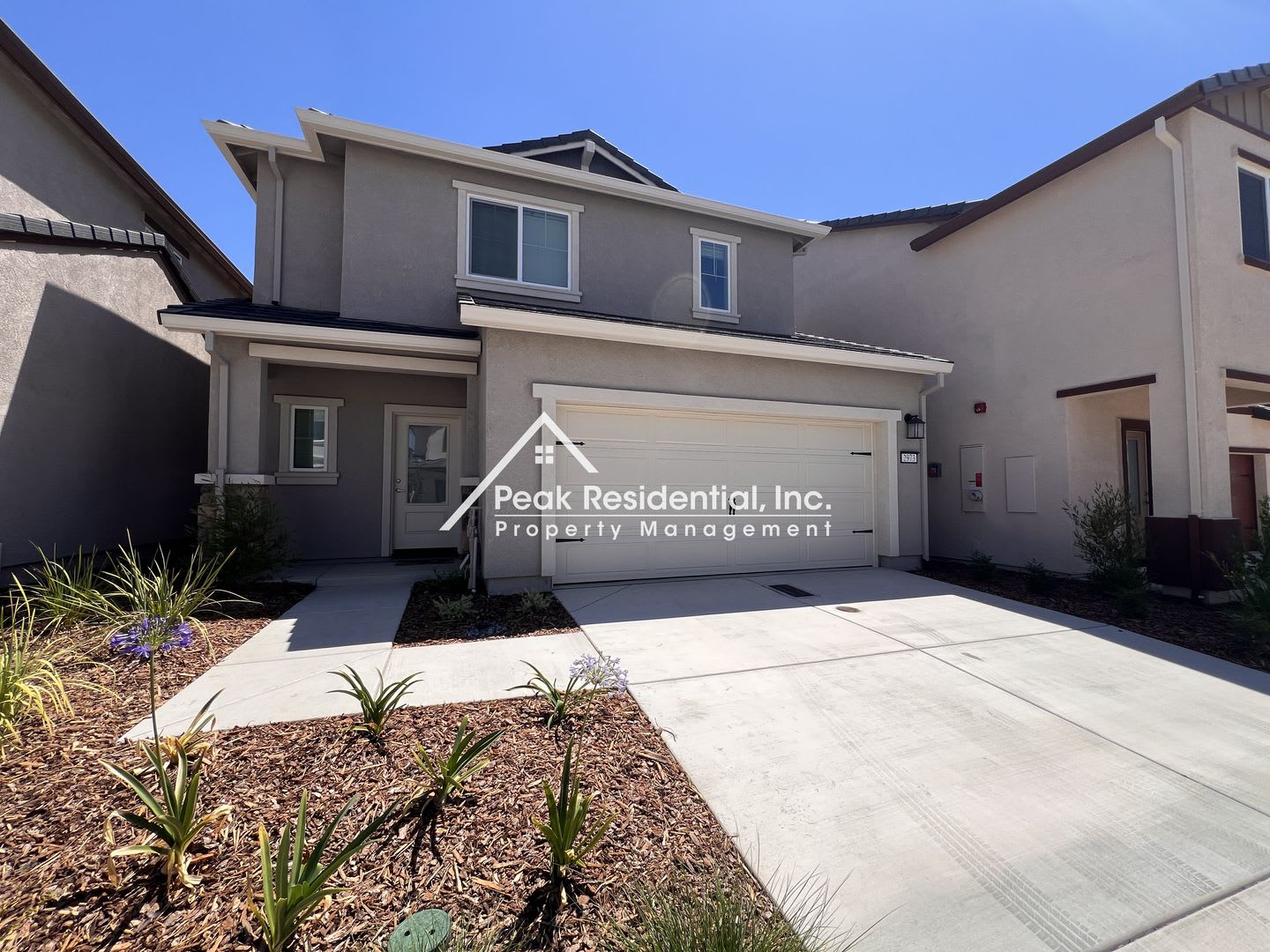 Brand New 3bd/2.5a Lincoln Home With Loft-Must See! – photo 3