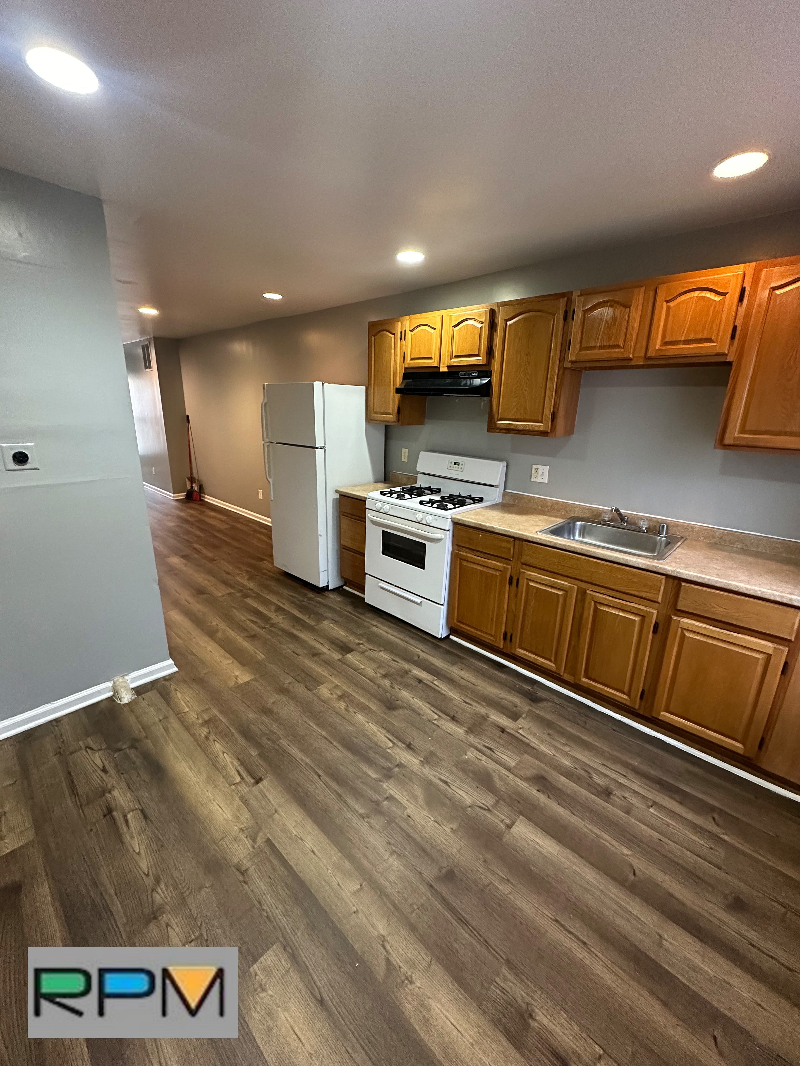 1608 N Durham St – photo 4