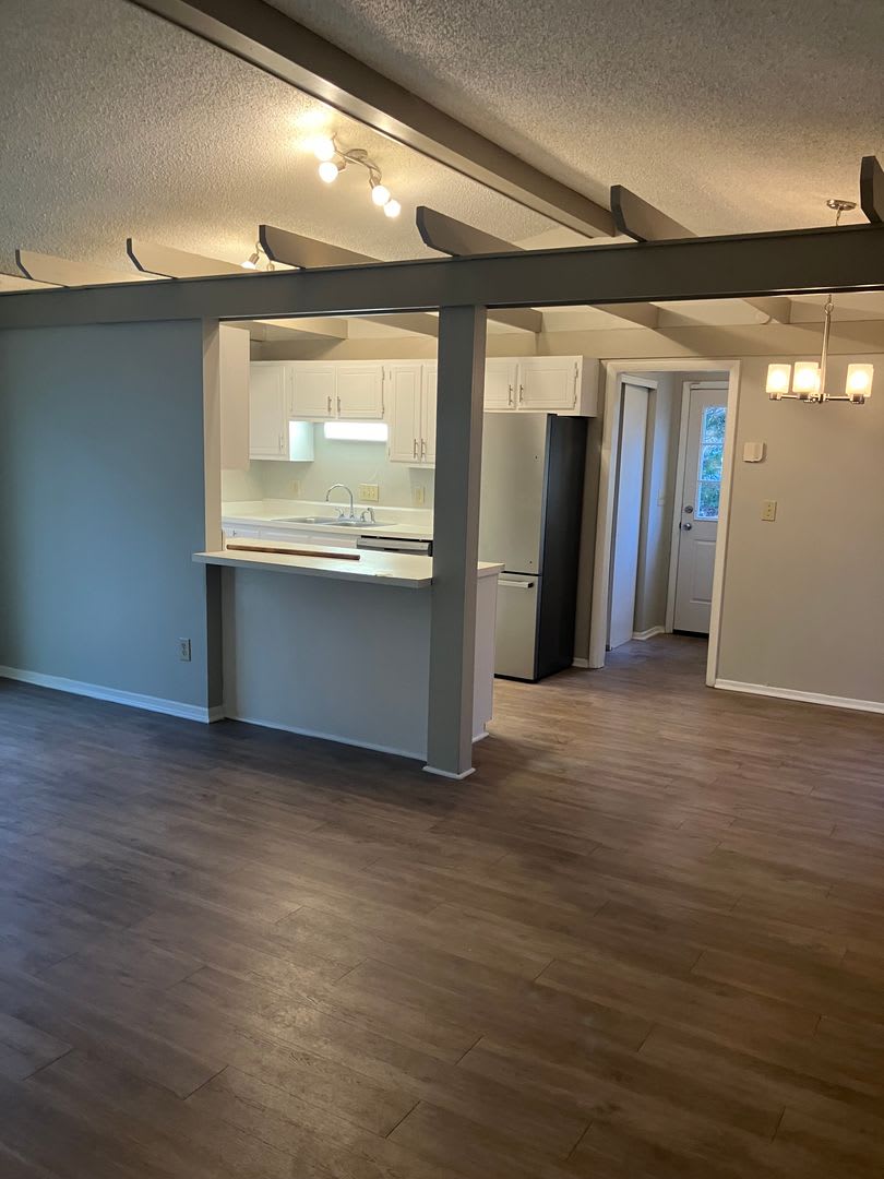 Lake Jeanette area!! Renovated three bedroom two bath – photo 3