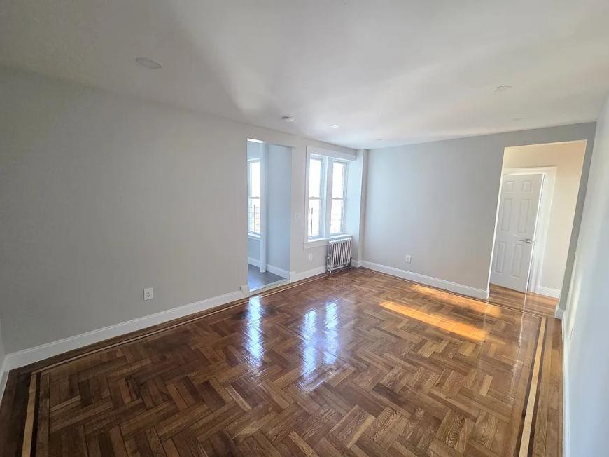 4400 Wickham Avenue – photo 5