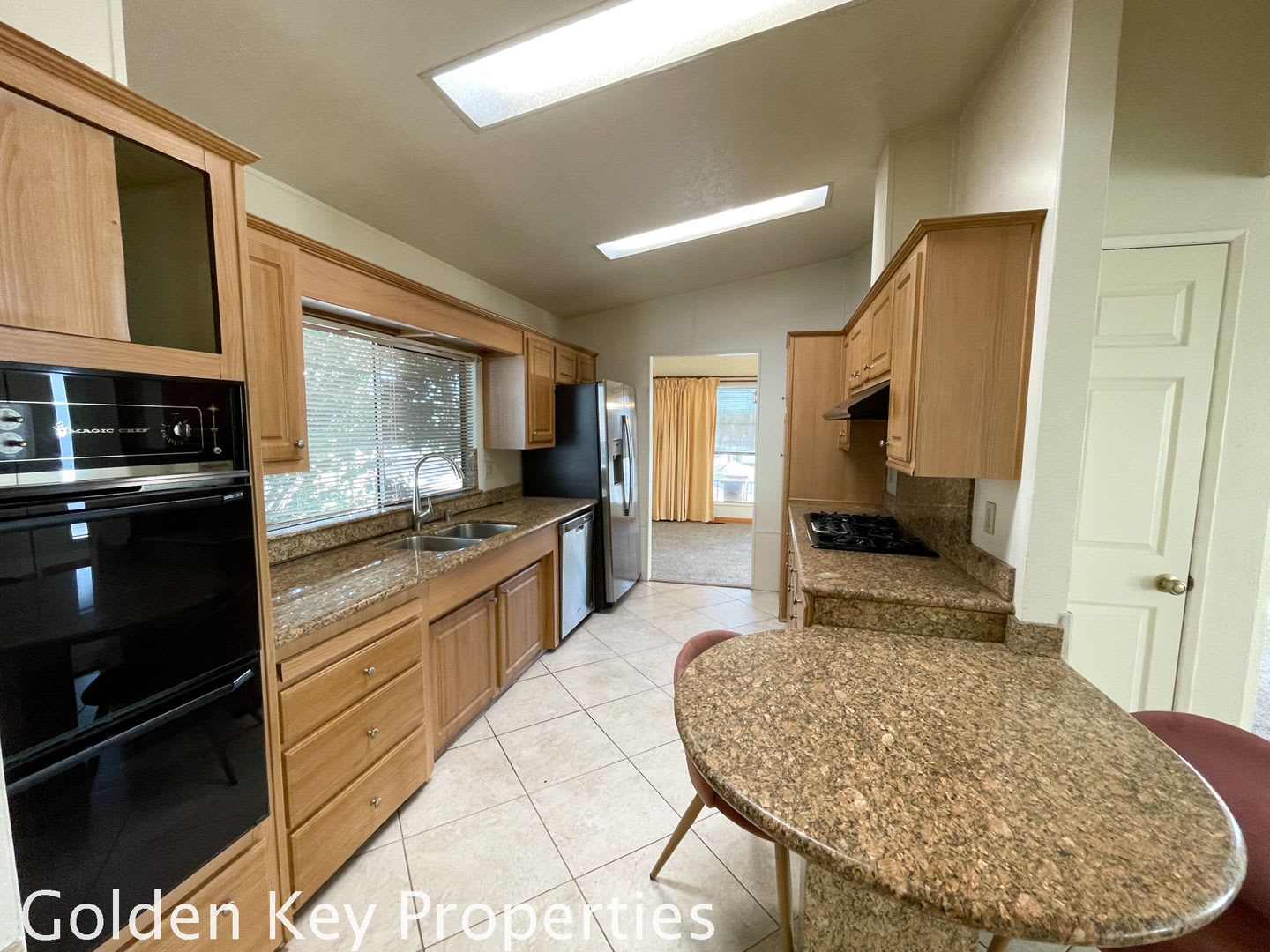 Beautiful home in 55+ neighborhood of Vista Del Mar! – photo 3