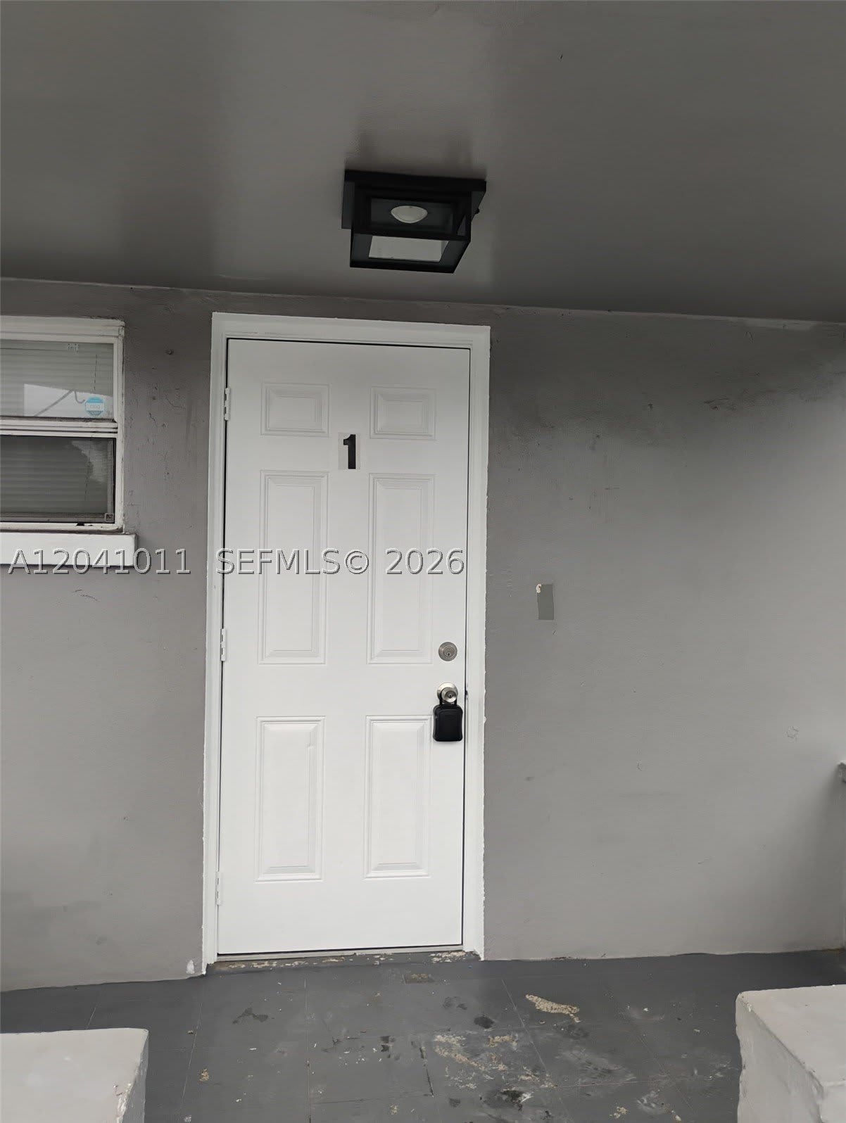 2325 Madison St – photo 2