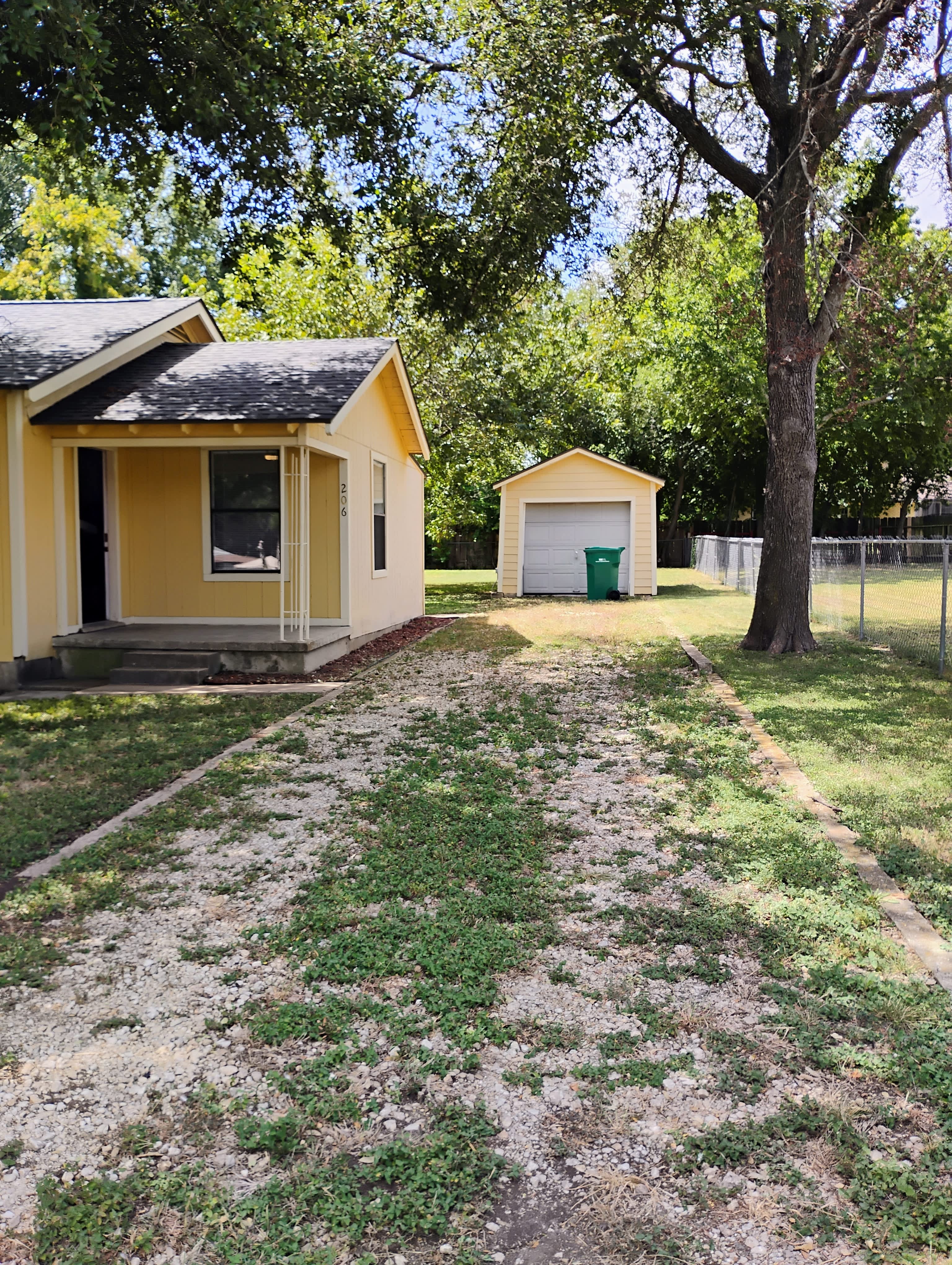 206 West Robin Lane – photo 2