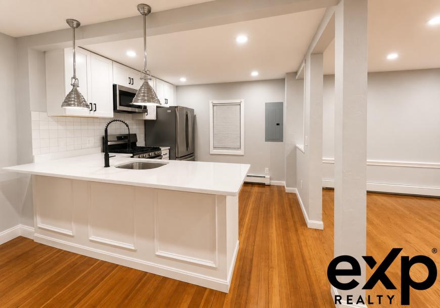 25 Alice St. – photo 2