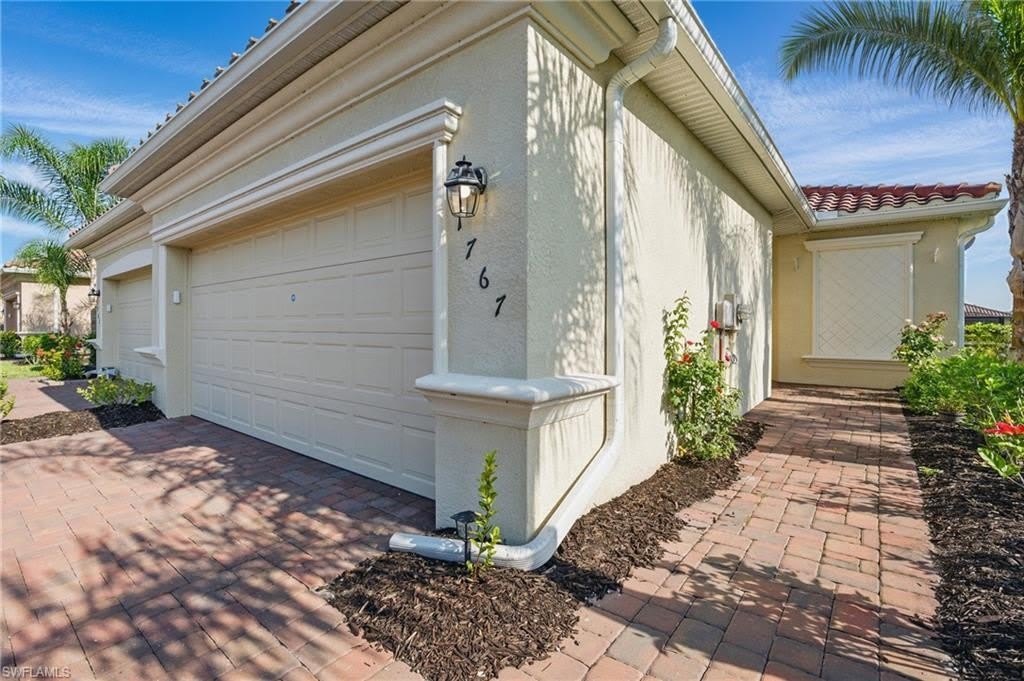 1767 Alameda Dr – photo 4