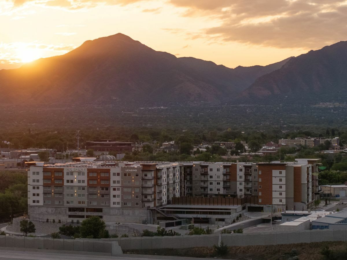 Current Apartments – photo 1