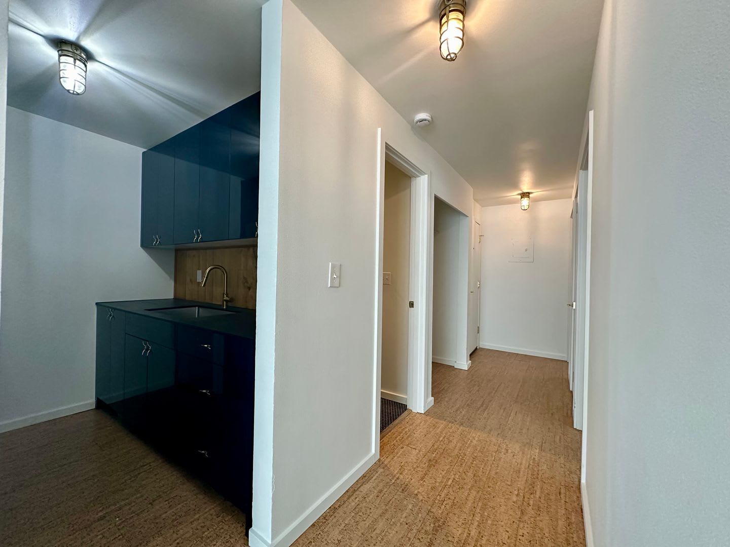 Riverside Apartments – photo 2