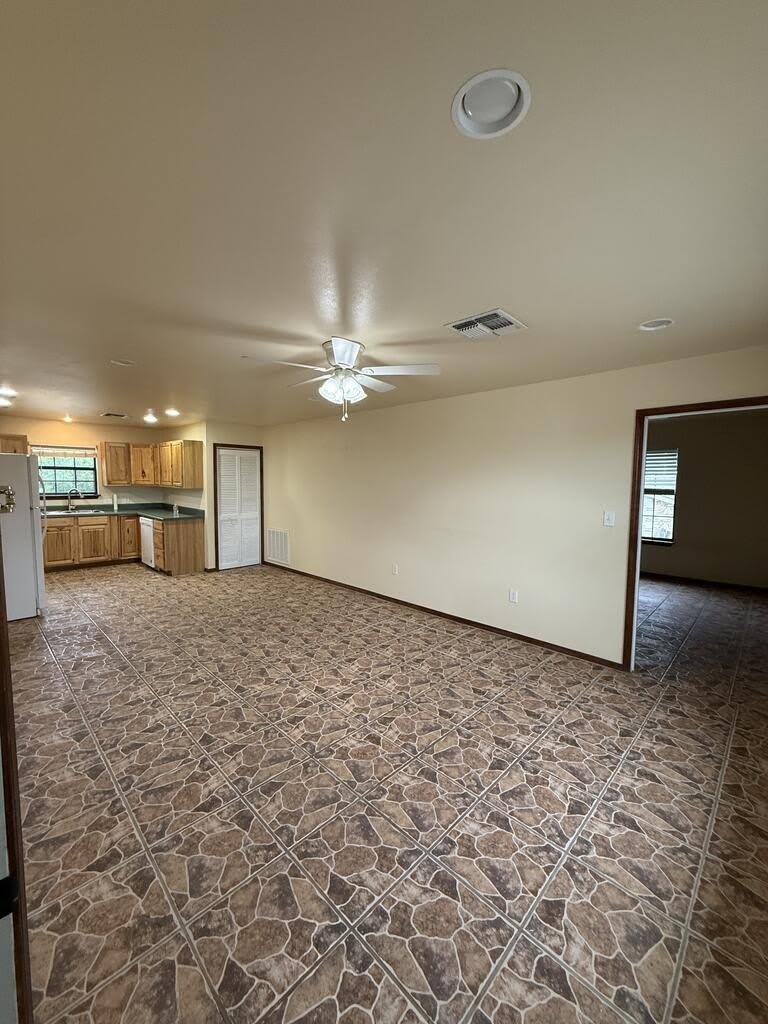 1441 Hidden Acres Rd – photo 2