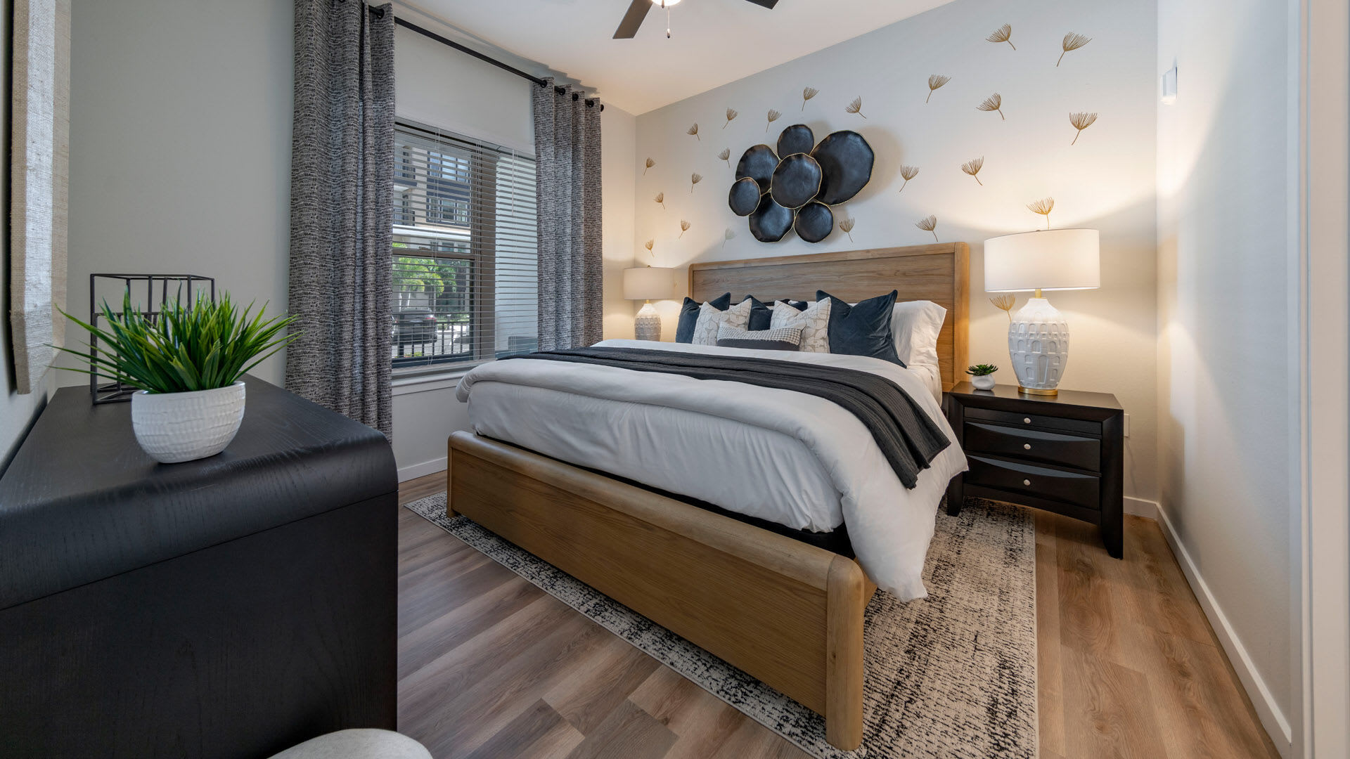 The Galvin – photo 2