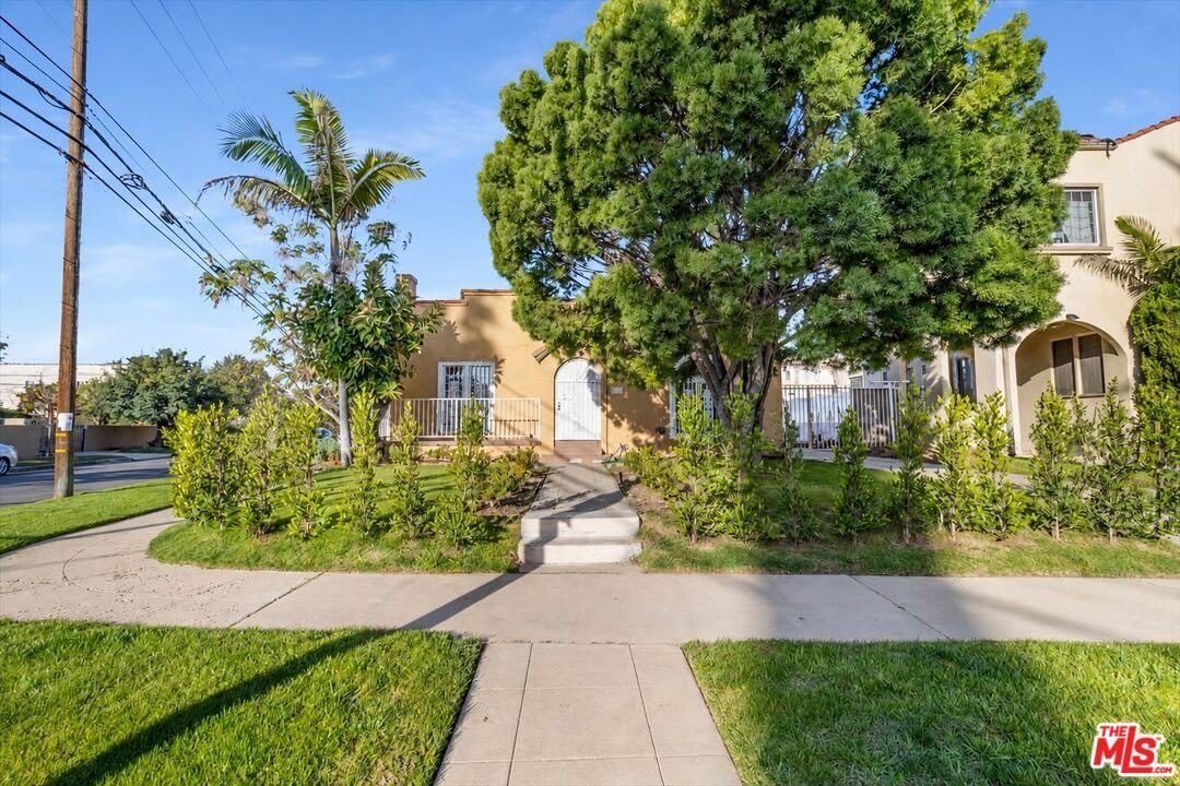 1185 S Tremaine Ave – photo 3