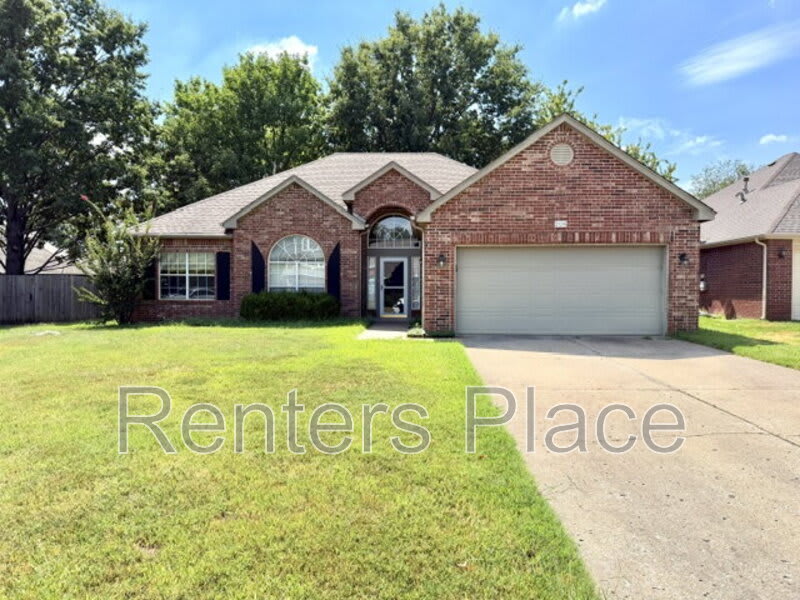 204 North Magnolia Court – photo 1