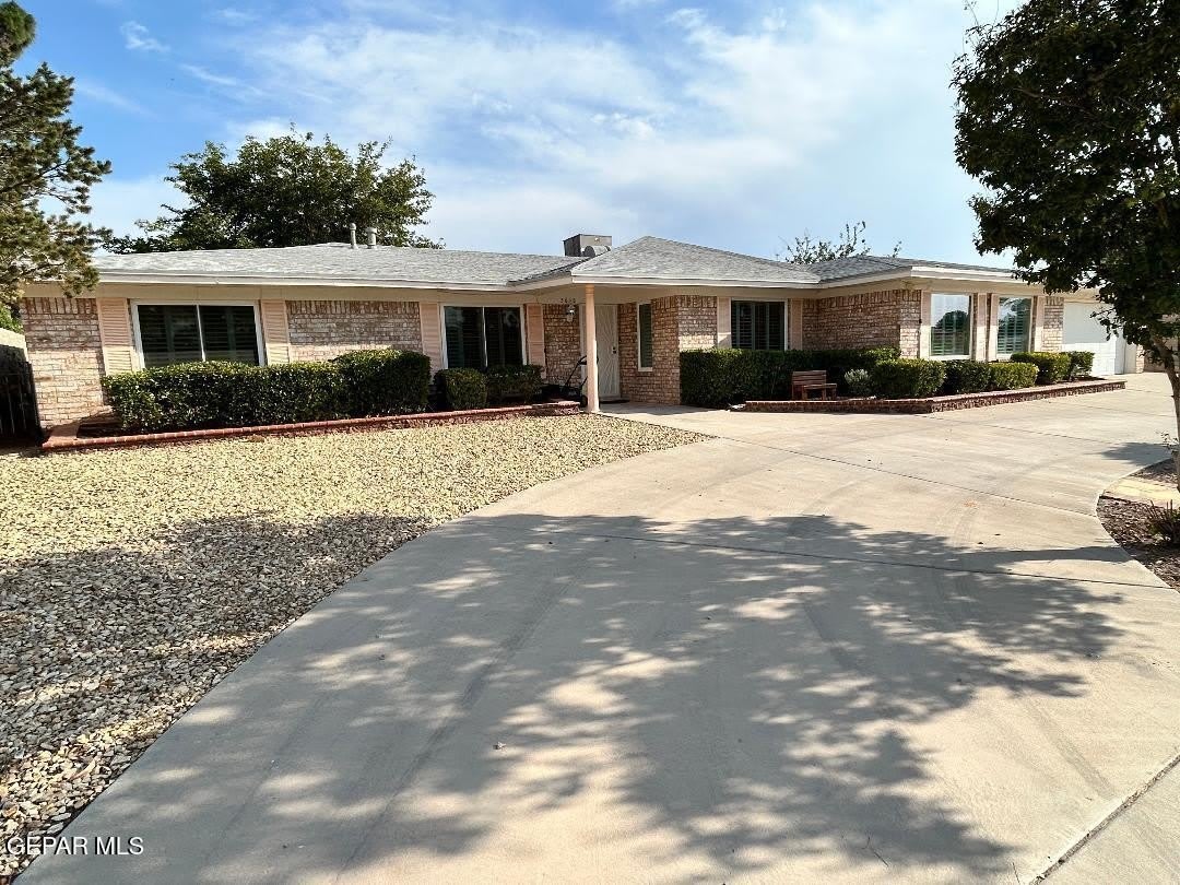 3610 BUXTON Drive – photo 1