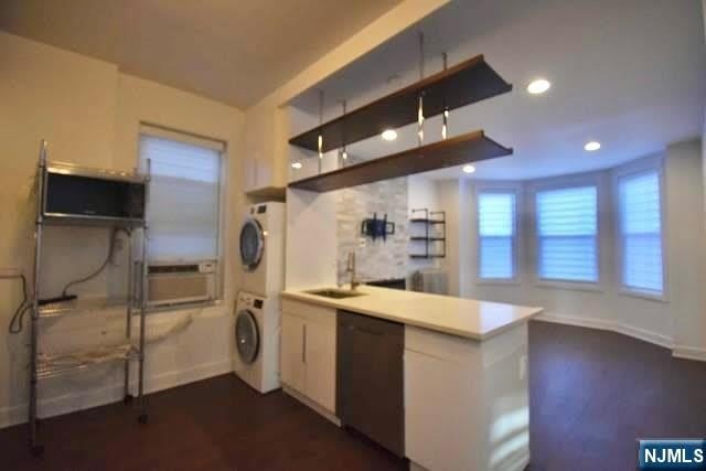 228 Maple Street – photo 1