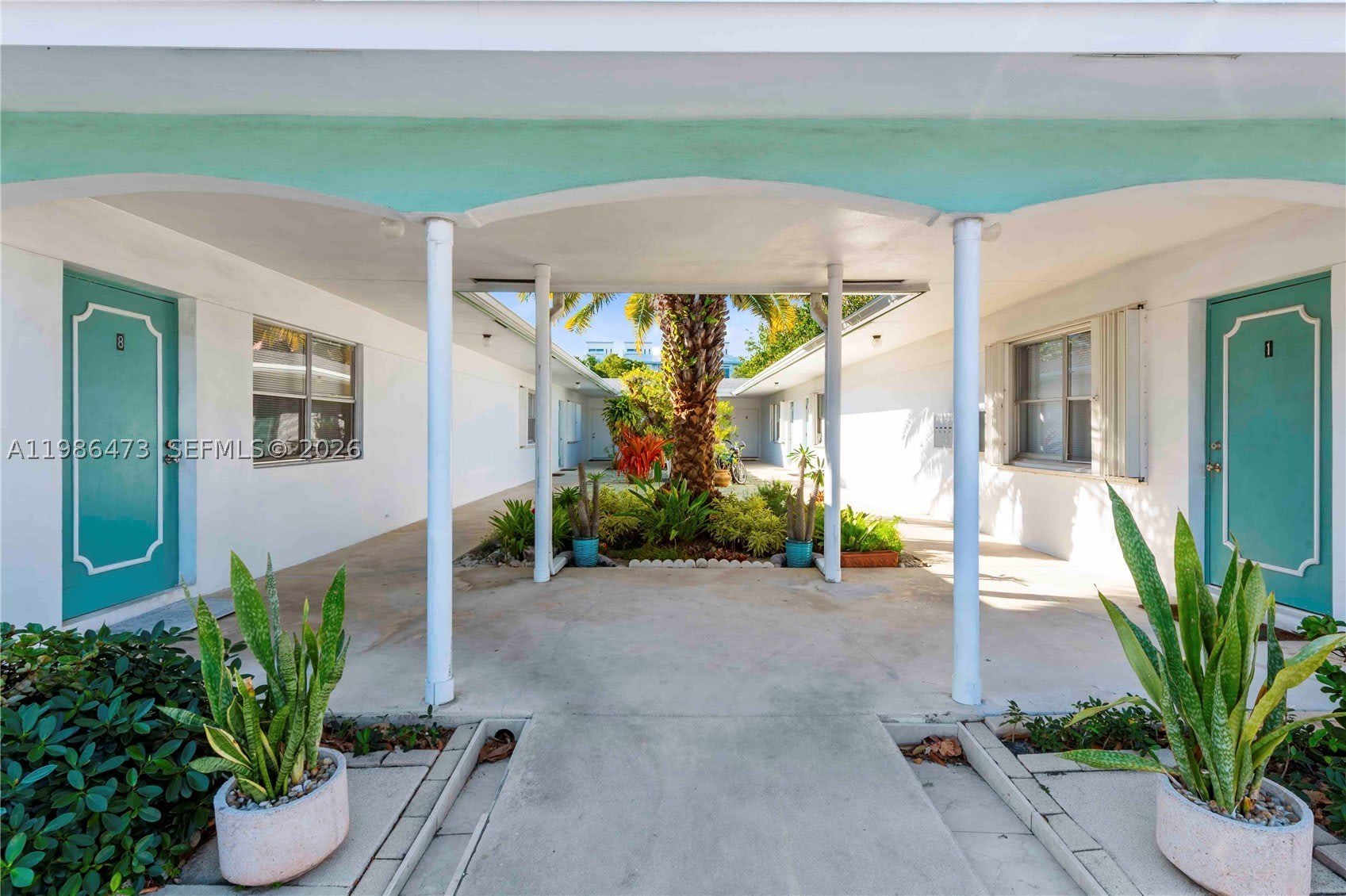 3240 NE 16th St – photo 3