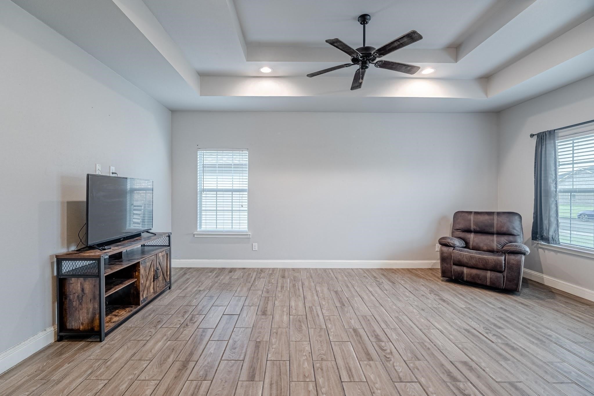 4811 Henry Street – photo 3