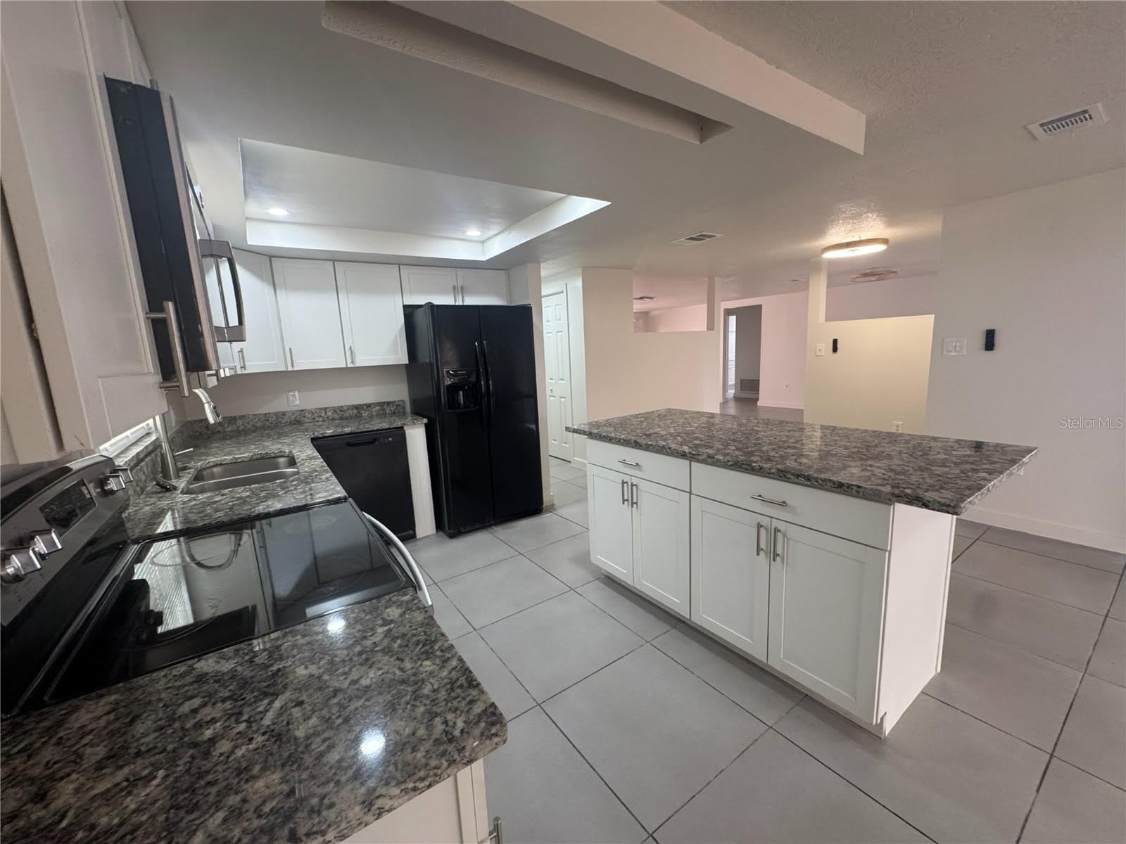 7410 MORAVIAN Drive – photo 3
