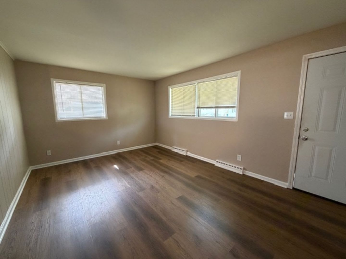 FOR RENT – 1141 Scott Ave, St. Louis, MO 63138 – photo 2