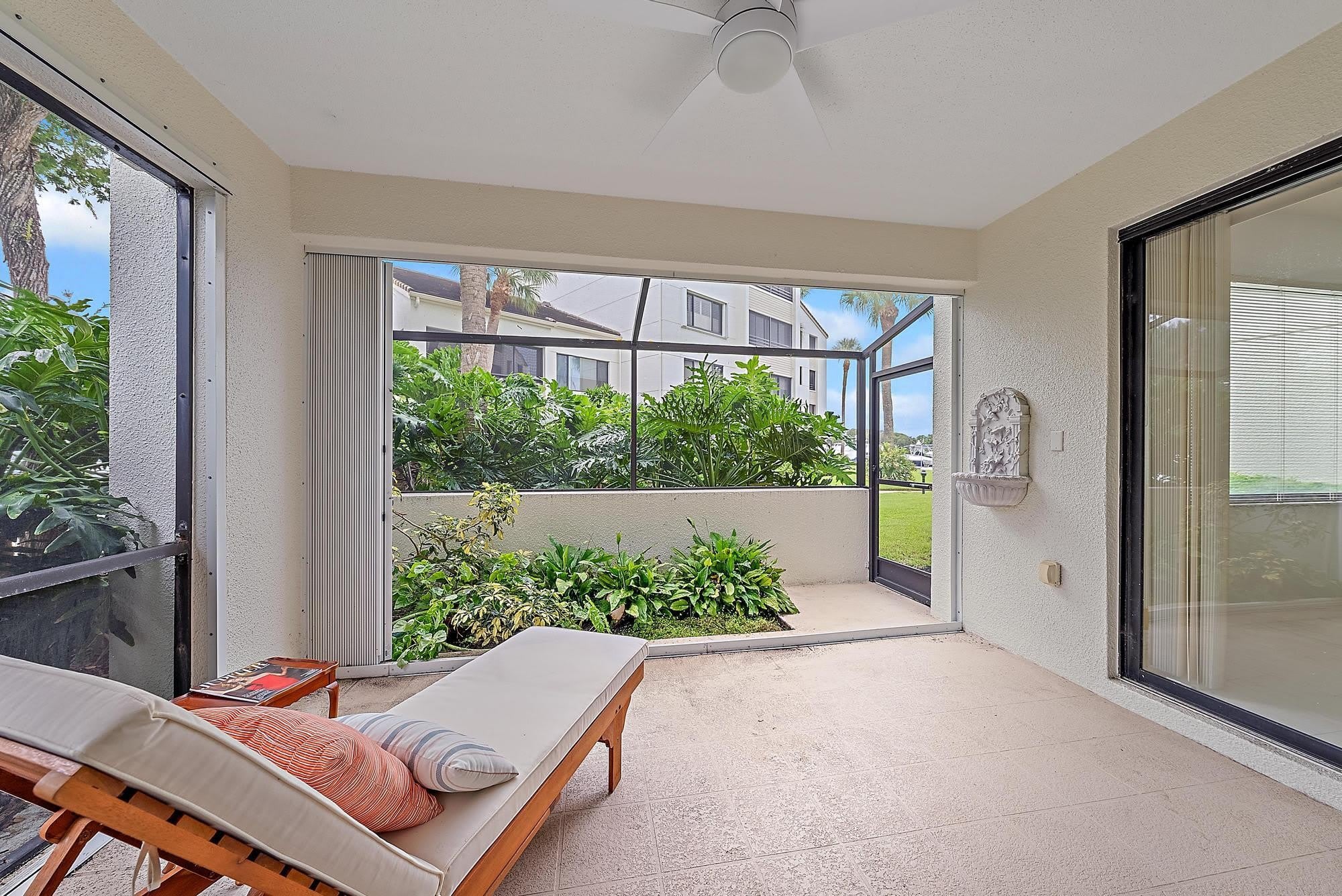 811 Oak Harbour Drive – photo 3