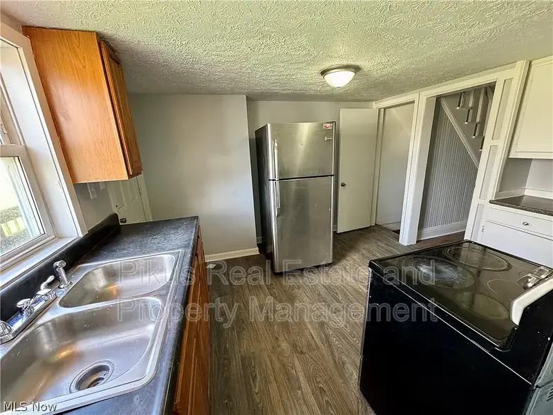 1217 Shriver Avenue NE – photo 4
