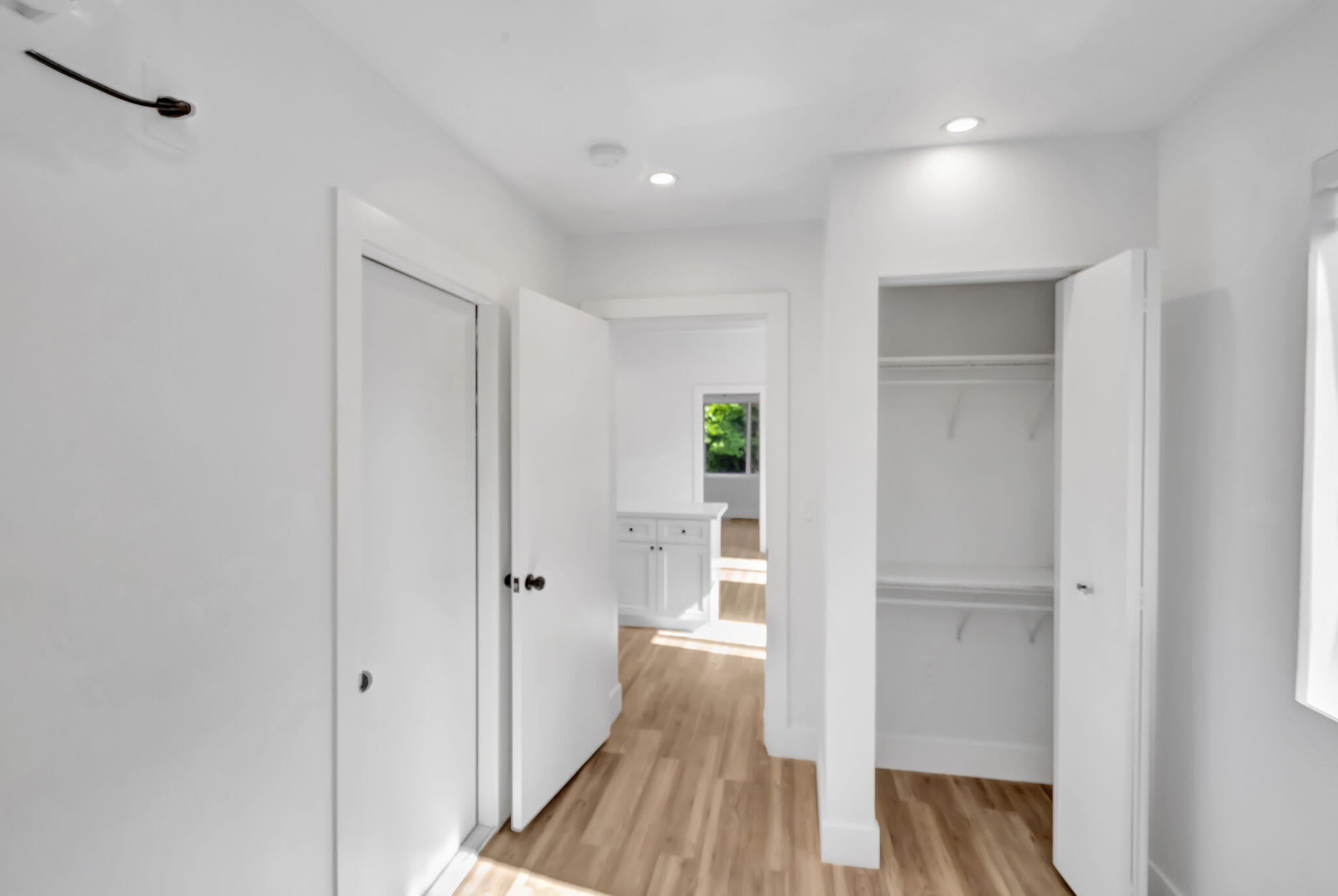 1260 SW 4th Street – photo 4
