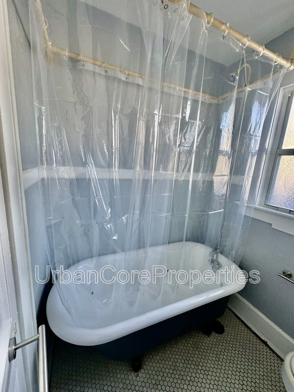 610 5th Ave N – photo 5