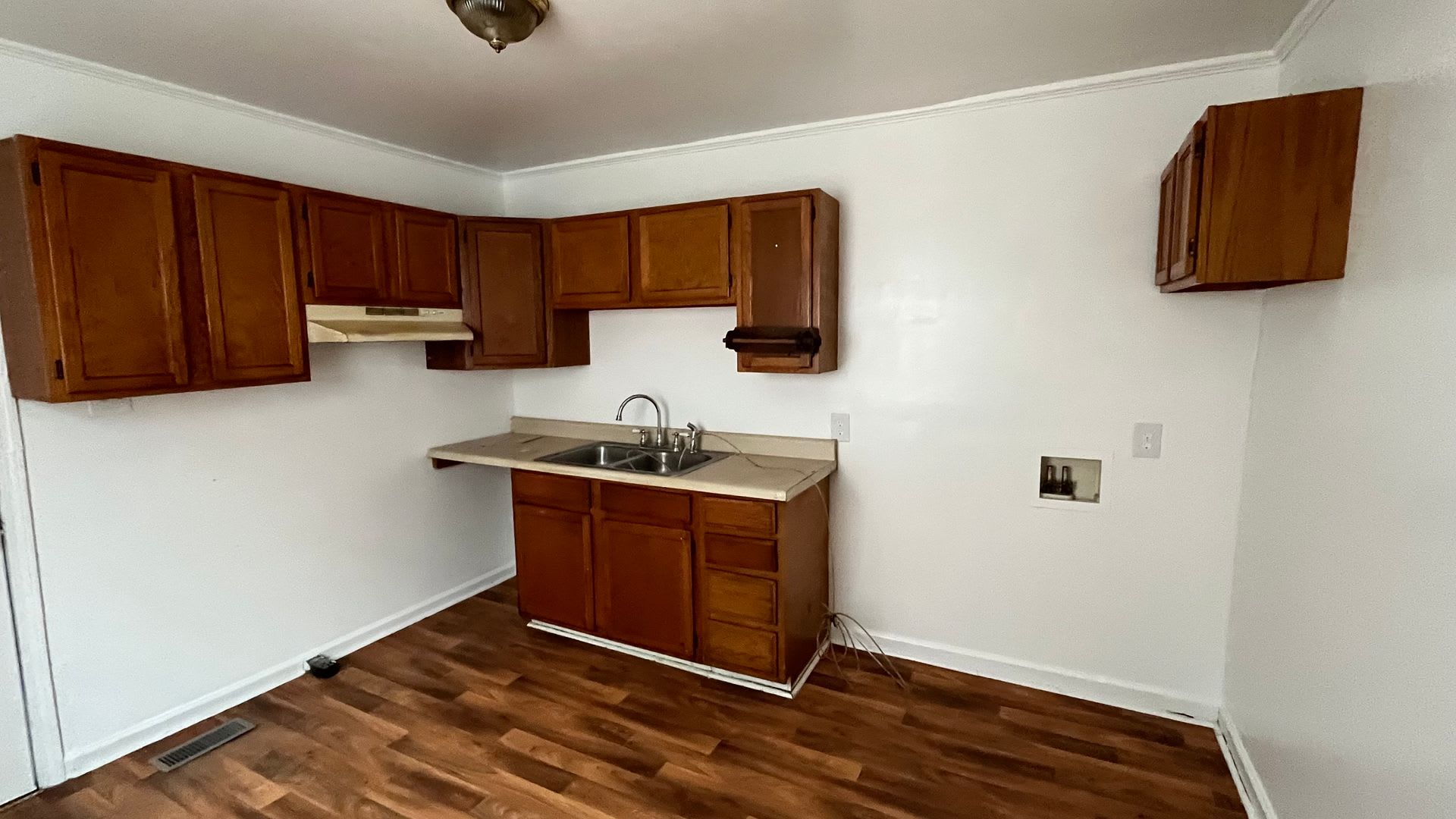 2221 Briarfield Rd. – photo 3