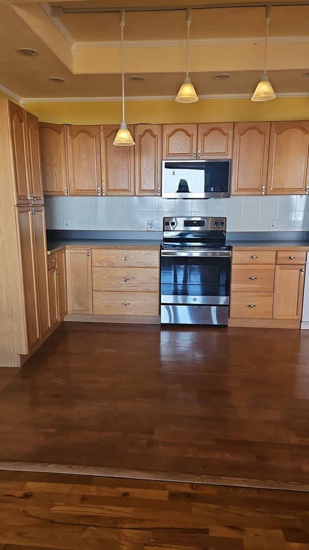Move In Special 200 Off First Months Rent Wonderful 2Bd 1Ba Home Located In Cosmopolis – photo 1