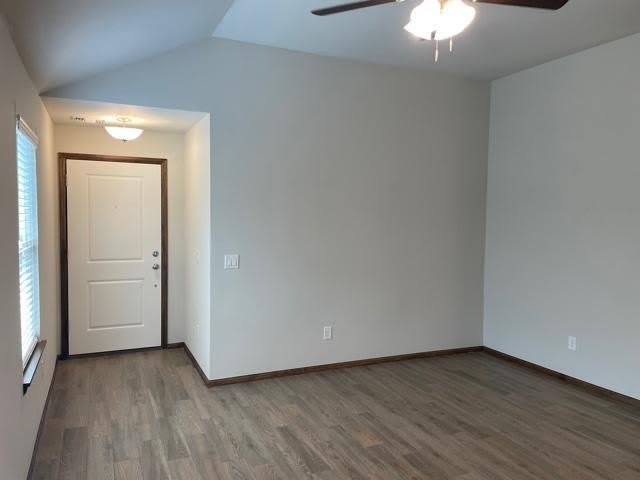 2525 North Creek Lane – photo 3