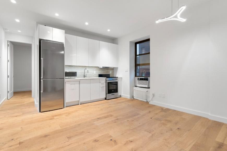 503 West 22nd Street – photo 2