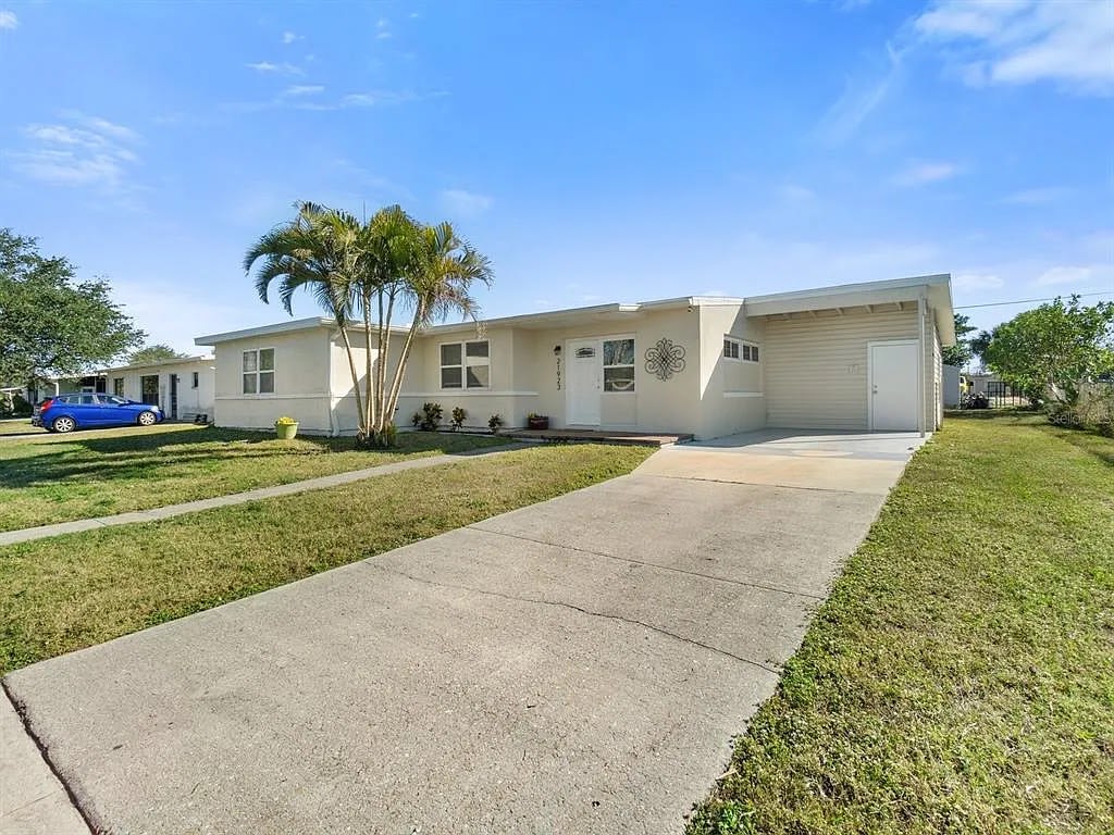 21923 Cellini Avenue – photo 4
