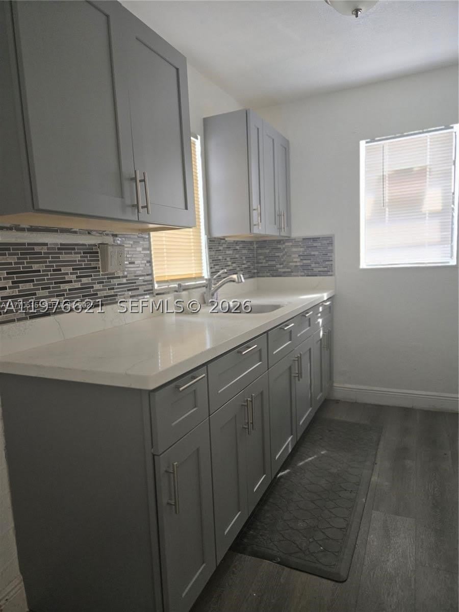 2111 Nw 26Th Ave – photo 5