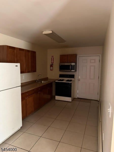 124 Marshall St – photo 4