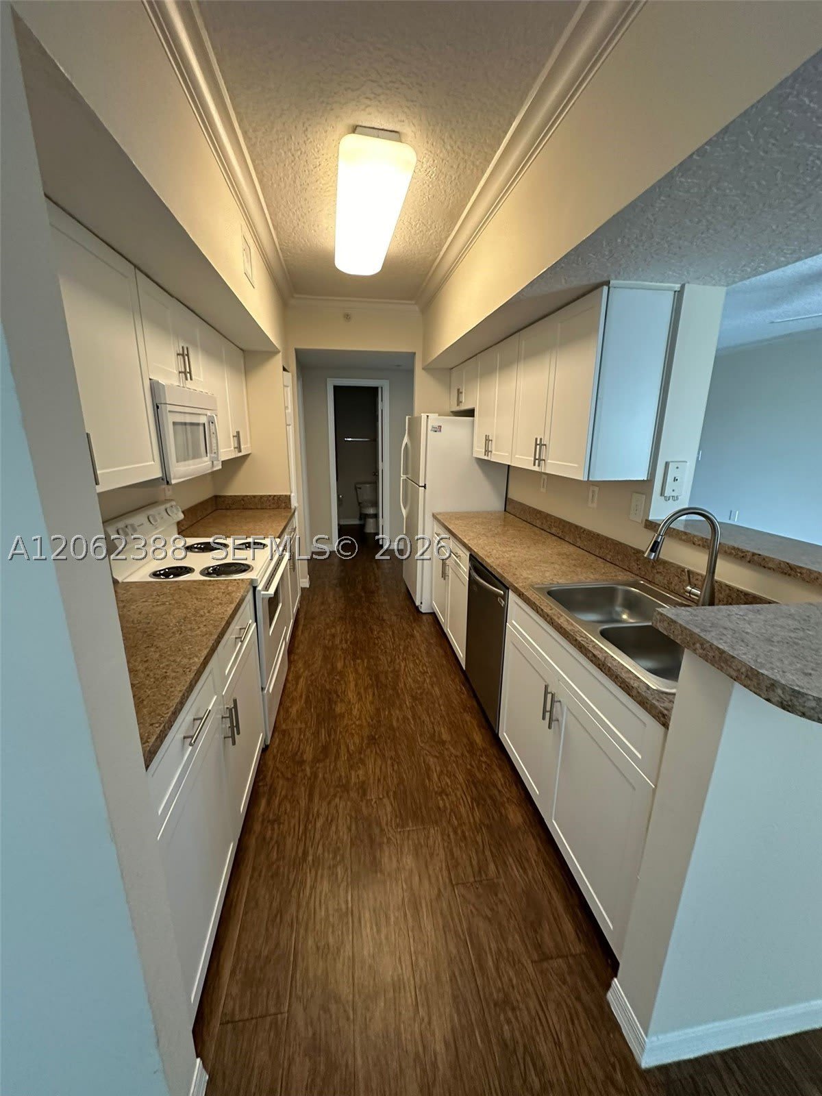 11600 SW 2nd St – photo 5
