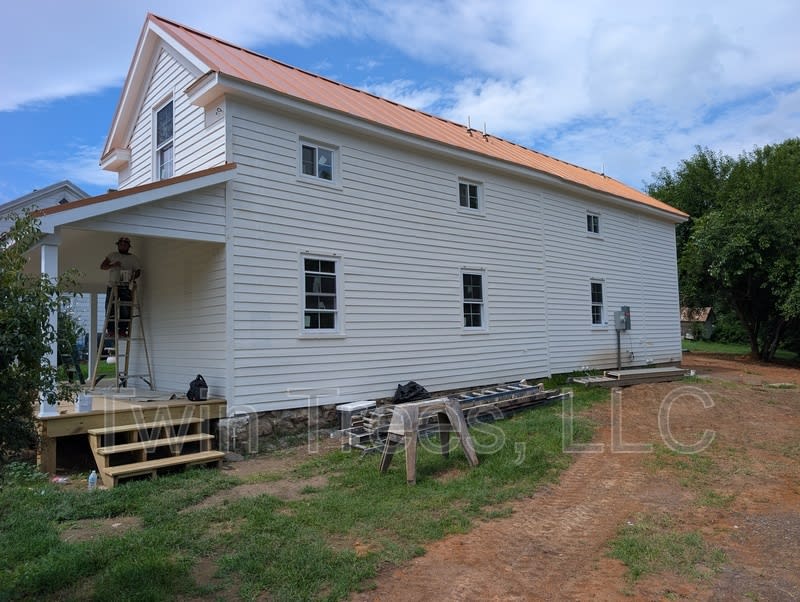 5761 Gospel Street – photo 3