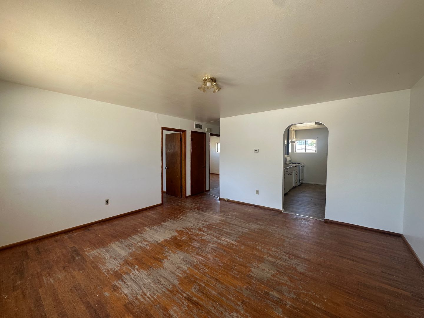 2 Bedroom 1 Bathroom Duplex For Rent In Aztec – photo 2