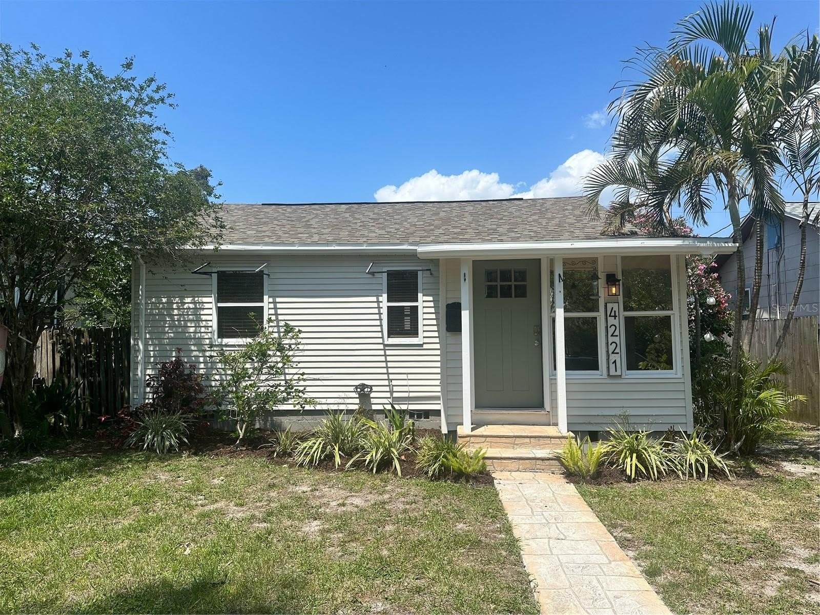 4221 Burlington Avenue N – photo 1